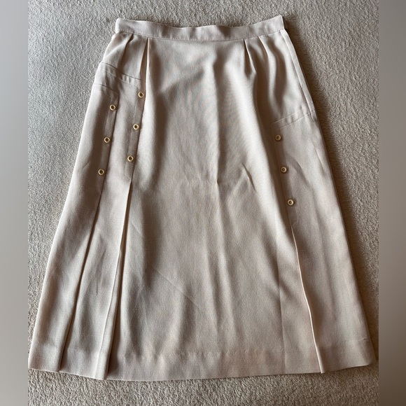 Vintage Addenda by Renown Cream Button Detail Skirt XS/S - Picture 2 of 12